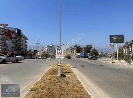 Yeniköy 0.80 Emsal Şehit Gürcan Caddesi Konut Parseli