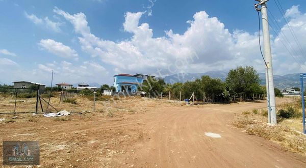 Çıplaklı 450 M2 Köşe Villa Parseli