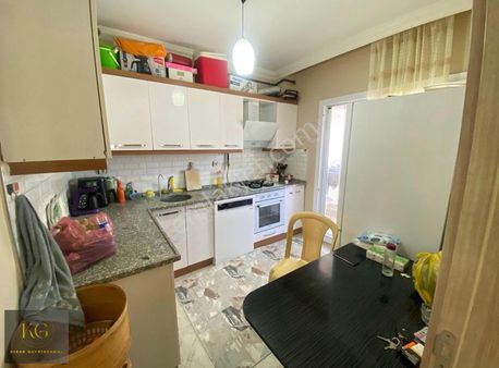 Manisa Yunusemre Muradiyede Satılık 2+1 Kapalı Mutfak Köşe Daire