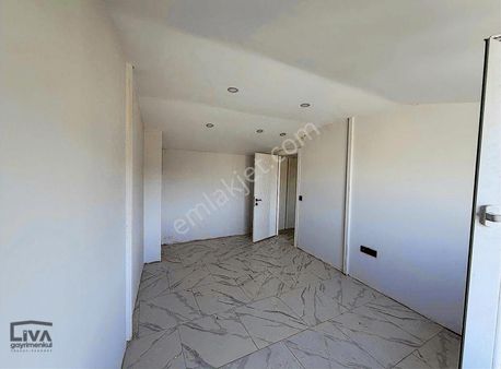 Liva'dan Muratdede Mah Tek Tapuda Satılık 3+1 Daire Ve 1+1 Apart