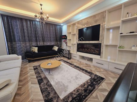 Beylikdüzü Marmara Mahallesi Satılık Daire Dubleks