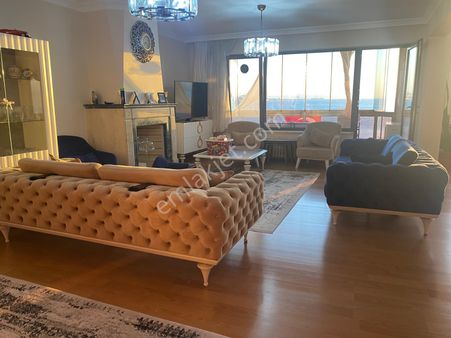 2+1 Gemlik Sahilde Asansörlü Arakat Daire