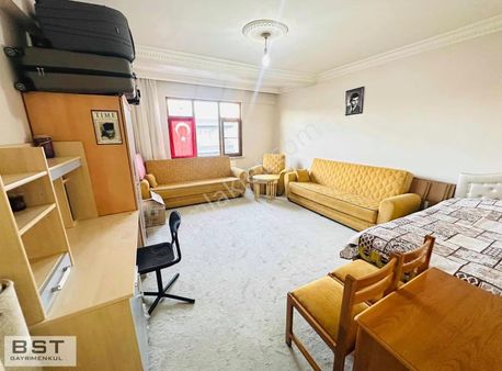 Fatih Mahallesi Satılık 3 + 1 170m2 Bireysel Kombili