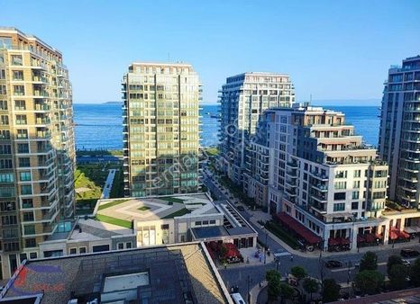 Acil Çiğdem Emlakt'an Büyükyalıda Satılık Deniz Manzarali 1+1