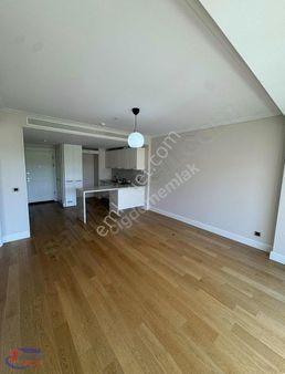 Büyükyalıda Satılık 1+1 Daire Balkonlu Hemen Taşınmaya Hazır