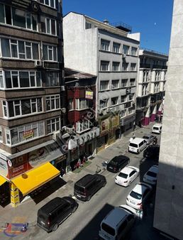 Küçüklanga Caddesi Koçibey Sokakta Satılık 2+1 Ferah Daire