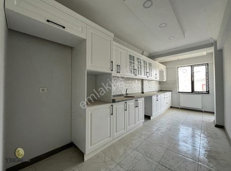 Tek Gayrimenkulden Hatip Mah. 2+1 Satılık Daire