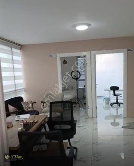 İstasyon Caddesi Köşebaşı Yatırımlık Kiracılı İşyeri