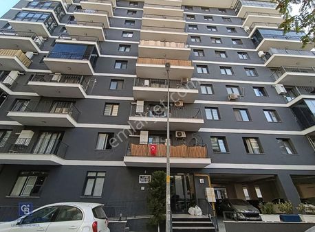 Karşıyaka İmbatlı Mahallesinde 2+1 Satılık Daire