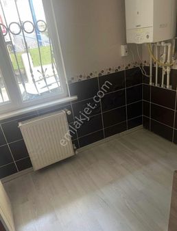 Namık Kemalde 3+1 Kiralık Daire Fiyat Çok Uygun Tutulmuştur.