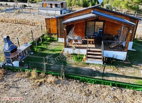 Üç Elmastan Muhteşem Birkonumda Eşyalı 80 M²rüya Gibi Bahçeli Ev