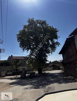 Kyenice'de Kerpiç Depo Ve Arsası 100m2 Kapalı Alan 325m2 Toplam