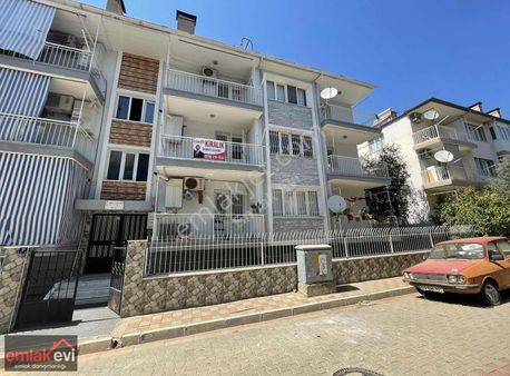 Emlak Evi'nden Girne Mahallesi'nde Kombili Arakat 2 + 1 Daire