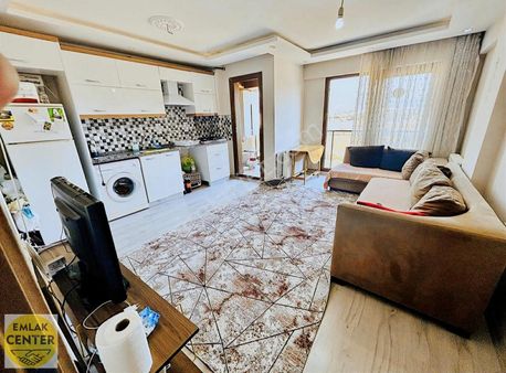Emlak Center'dan Muradiye Mah Satılık 1+1 Eşyalı Daire