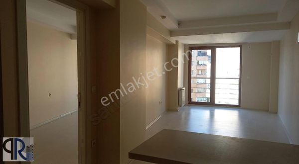 Papatya Residence 3 Açık Cepheli Bakımlı Konuta Ofise Uygun 1+1