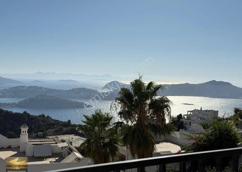 Yalıkavakta Satılık Villa Adalar Manzaralı Eşyalı Ev Yabancıdan Acil Satılık Güvenlikli Havuzlu Site