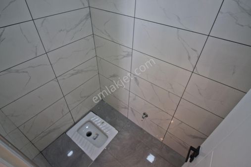 Selçuklu Da Hürriyet Caddesi Üzeri Ful Yapılı 3+1 Katta Daire