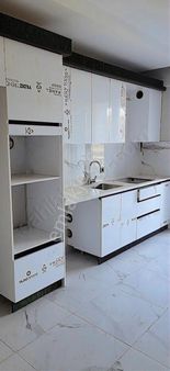 Cumhuriyet Mahallesinde Ebeveyn Banyolu Sıfır 3 Artı 1