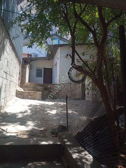 Cadde Üstü Merkezi Konum Satılık Müstakil Ev