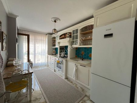 Tek Gayrimenkul`den Emlak Konutlarında 3+1 160m2 Satılık Daire