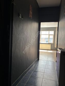 Metropol Emlak’tan Kiralık Daire 1 + 1 Birlik Mahallesi