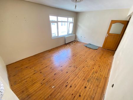 Furkan Emlaktan Atakum Türkiş’de 5.kat 3+1 130m2 Asansörlü Doğalgazlı Krediye Uygun Fırsat Daire