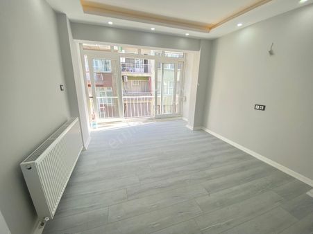 Manisa Şehzadeler Utku Mahallesi 3+1 Full Özellikli Tadilatlı Uygun Fiyatlı Arakat Daire