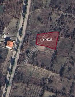 Afyon Prestij Gayrimenkulden Yakasenek Köyü İmarlı Bahçe