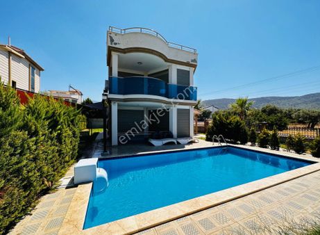 Re/max Cool 2'den Merkezi Konumlu Tam Müstakil Havuzlu Lüx Villa