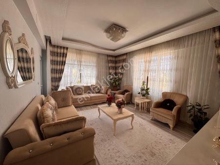 Kayalar Emlaktan Satılık 2+1 Daire👍