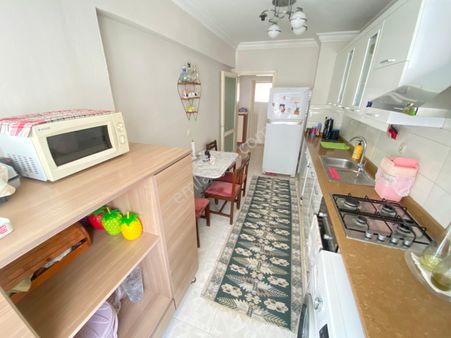 Pirireis Mahallesinde 2+1 Bağımsız Mutfak Geniş Oturumlu