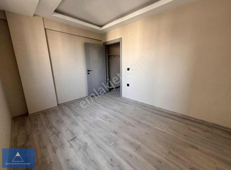 Atakum Toplu Konut Bulvarına Cephe Tramvaya 150 M 2+1 Daire