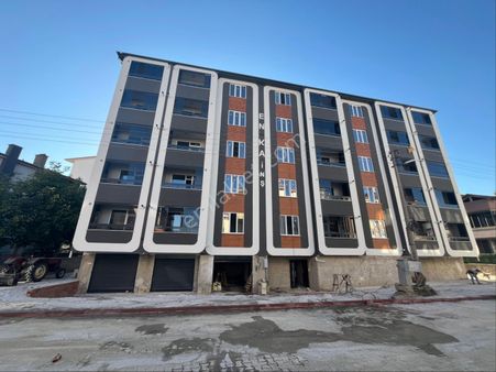 Erden Emlaktan Hastane Civarı Memura Eşyalı Kiralık Daire