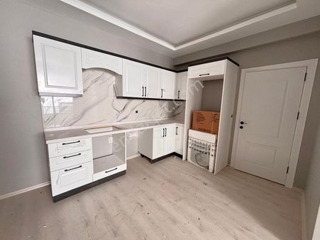 ▄▄jet Emlak'tan Zeytinli'de Geniş & Kullanışlı Satılık 3+1 Daire