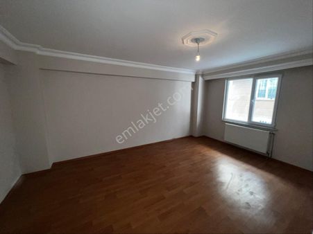 Satılık 2+1 Giriş