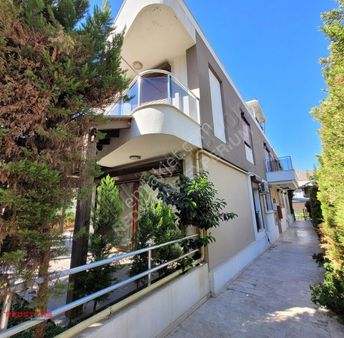 Narlıdere Limanreis'te Özel Teras Kullanımlı Kiralık 2+1 Daire