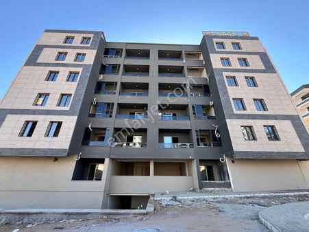 Emlak 72 Den Çamlıtepe Satılık 2+1 Daire