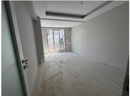 Zeytinburnu Yeşiltepede Caddeüstü 2+1 72m² Köşebaşı Sıfır Asansörlü Satılık Daire Osmanlı Emlak
