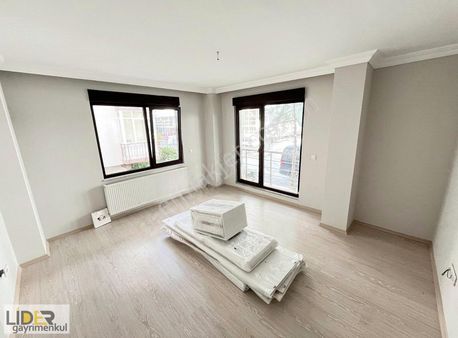 Lider'den 63'te Marmaraya Sahile Yakın Ayrı Mutfaklı İskanlı