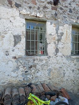 Koyuneli Mahallesi'nde Satılık Taş Ev