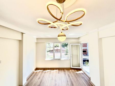 🏡 Cadde Akçay Yenimehallede Ön Cephe 3+1 Lüks Daire