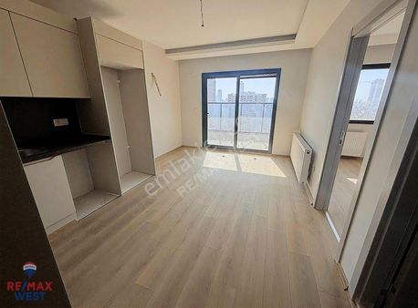 Bornova Tuval Yapı 1+1 Kiralık Deniz Manzaralı Daire