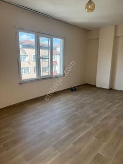 Kiralık Daire Sultangazi Cebeci Mahallesi Kartal Emlaktan 3+1