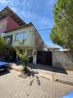 Medar Mah. İki Dükkan Bir Ev Satılık (emin'den)