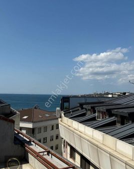Üsküdar Salacak'ta 230m2 Brüt 4+2 Nitelikli Binada Dubleks Daire