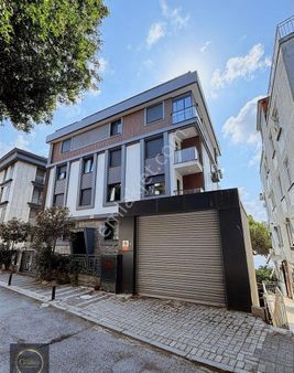 Üsküdar Salacakta Nitelikli Binada Kısmi Manzara 2+1 80 M2 Daire