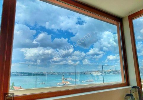 Üsküdar Salacak'ta Denize 2. Sırada Çok İyi Manzaralı Dubleks Daire