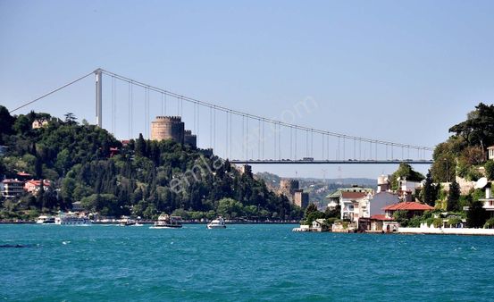 Boğaz Manzaralı Büyük Bahçeli Villa