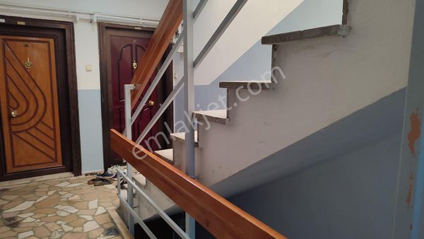 Alemdar'dan Bağcılar İstanbul Caddesi'nde Satılık 3+1 Asansörlü