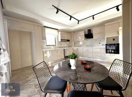 Mega'dan Ovacık Bulvar Yakını 4.5+1 Yerden Isıtma Sade Ve Şık St